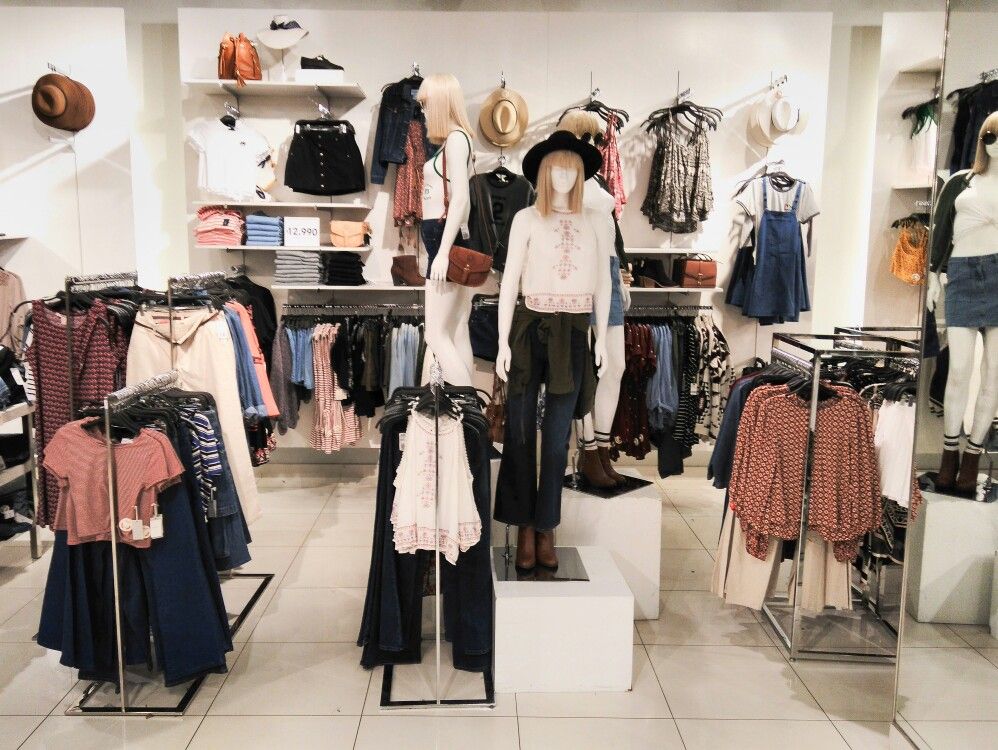 Belanja Fashion Premium di City Center at Oyster Point: Gaya Urban untuk Semua Kalangan
